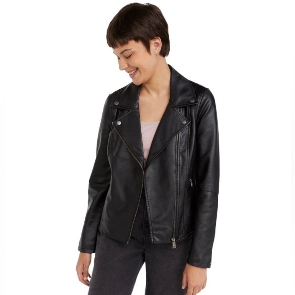 Reitman’s Women’s Black Faux Leather Moto Jacket with Tailor Collar in Small